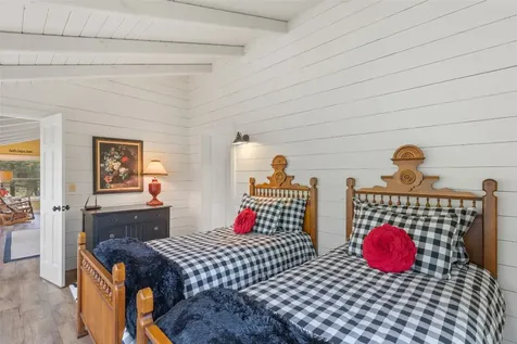 45 Buffalo Mountain Road Glenville NC 28736