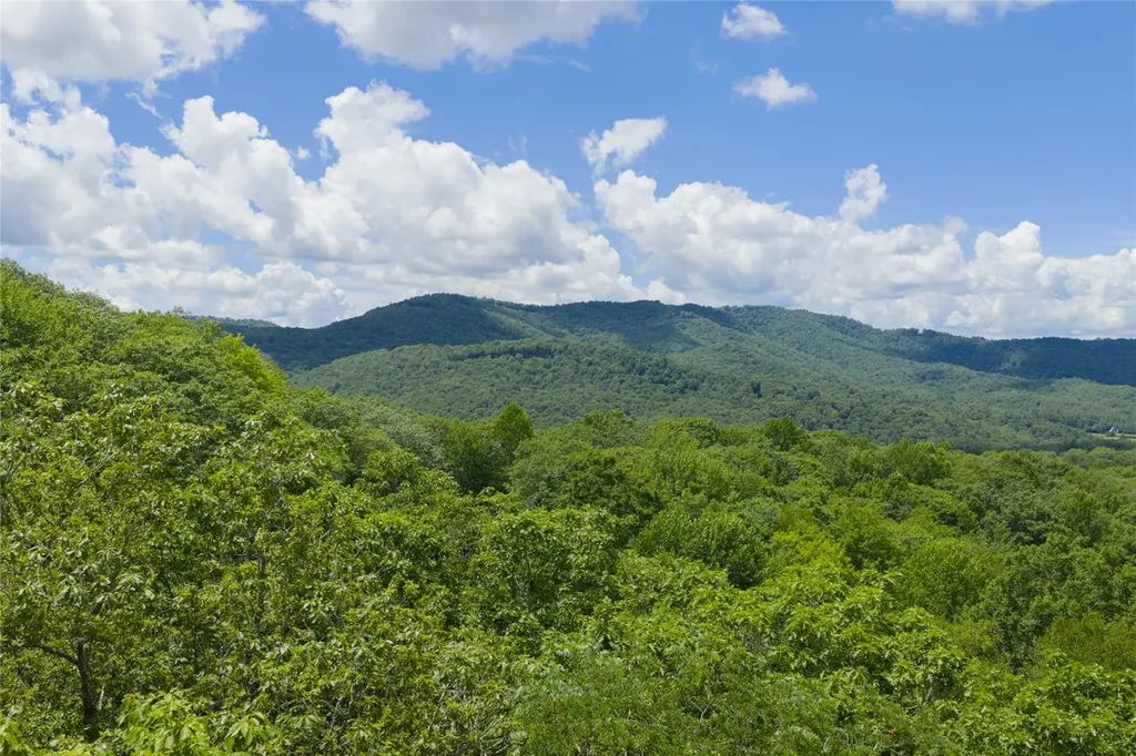 Lot E8 New Settlers Way Glenville NC 28736