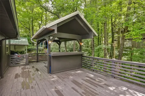 11 Clearview Lane Highlands NC 28741