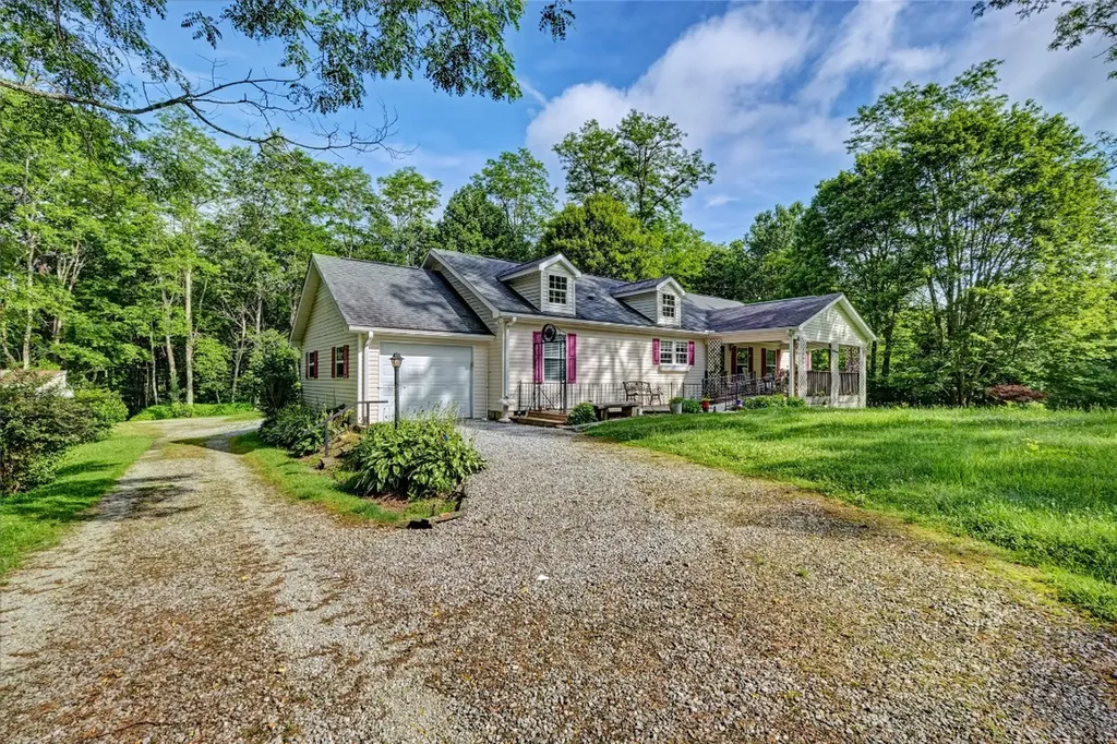 264 Cole Mountain Circle Highlands NC 28741