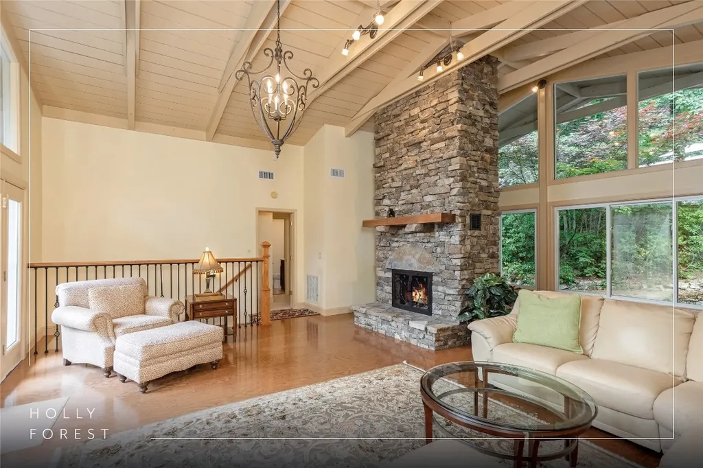 2133 Christy Trail Sapphire NC 28774