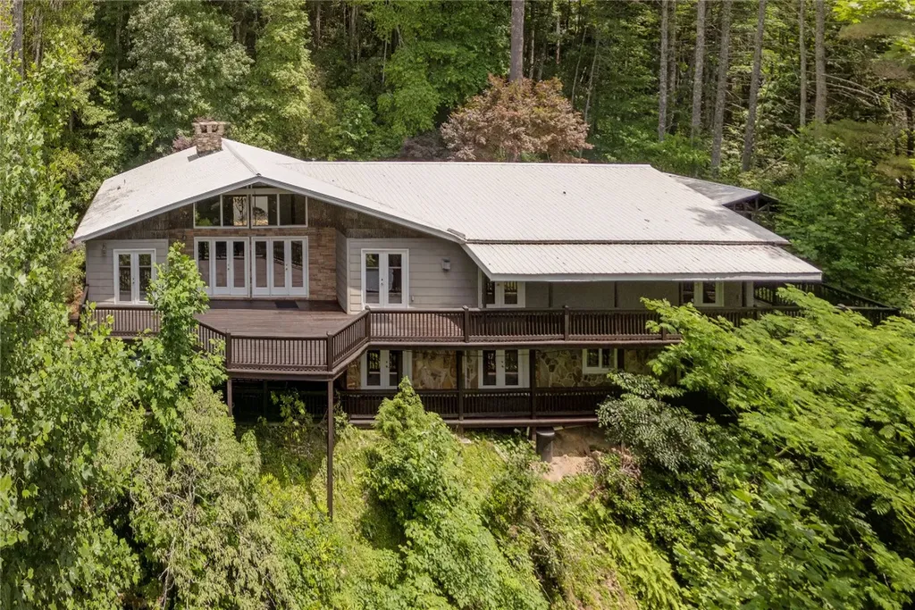 2133 Christy Trail Sapphire NC 28774