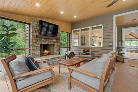 891 Crescent Trail Highlands NC 28741