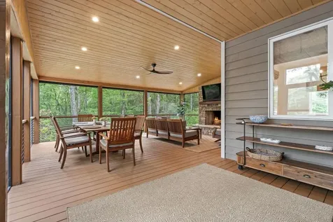 891 Crescent Trail Highlands NC 28741