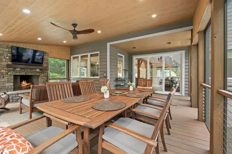 891 Crescent Trail Highlands NC 28741