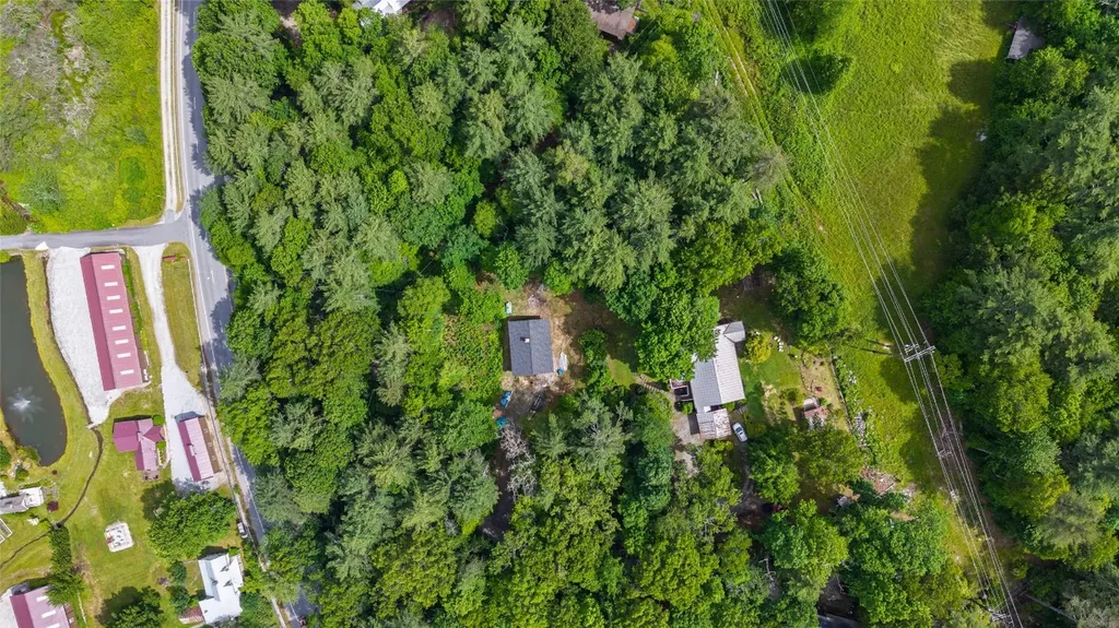 3050 N Highway 107 Cashiers NC 28736