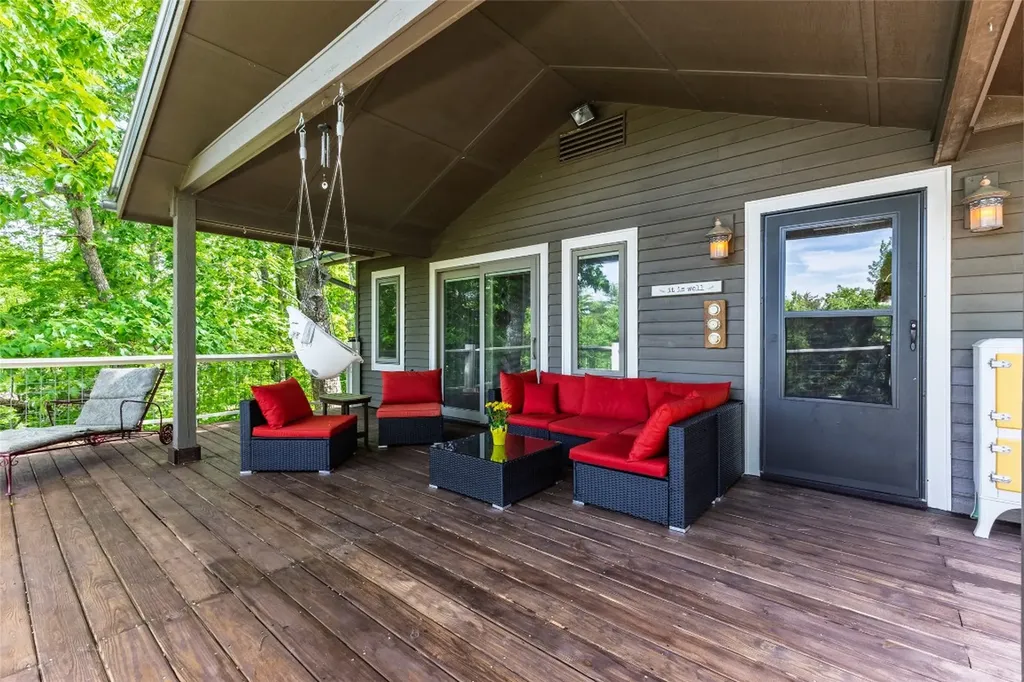 3050 N Highway 107 Cashiers NC 28736