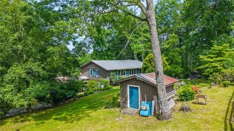 3050 N Highway 107 Cashiers NC 28736