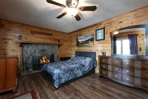 3050 N Highway 107 Cashiers NC 28736