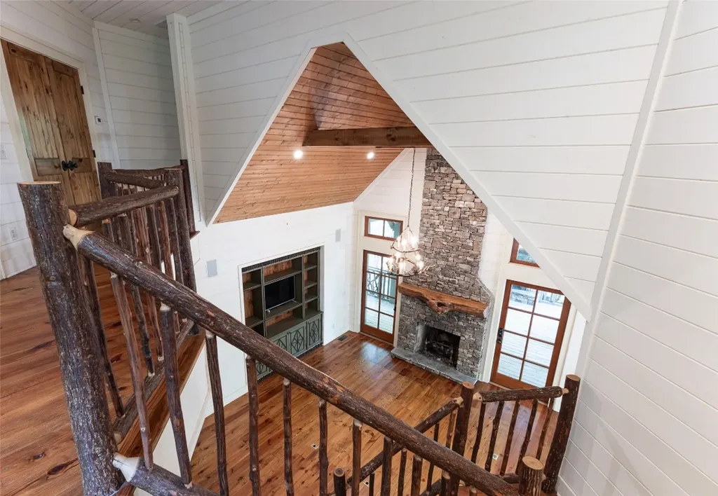 96 Mahalo Lane Cullowhee NC 28723