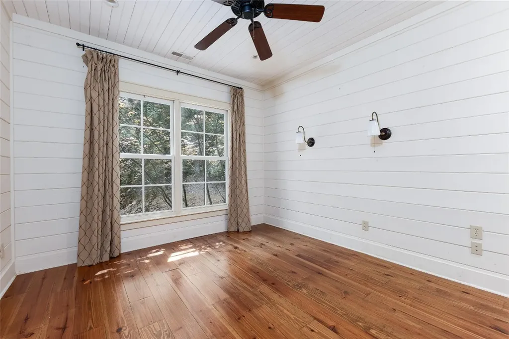 96 Mahalo Lane Cullowhee NC 28723