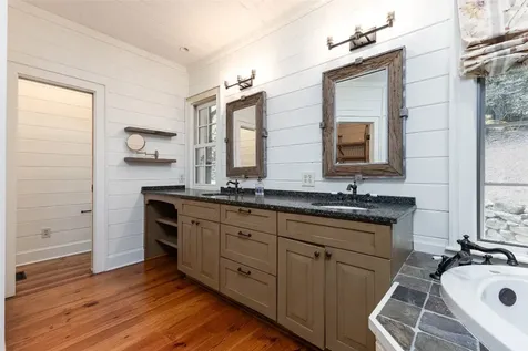 96 Mahalo Lane Cullowhee NC 28723