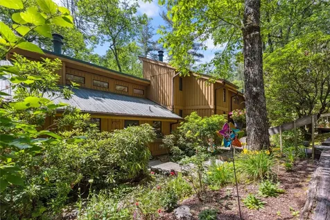 38 Lonely Mountain Drive Sapphire NC 28774