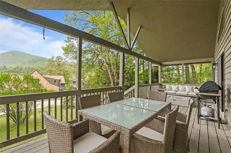 95 Crescent Moon Lane Cashiers NC 28717