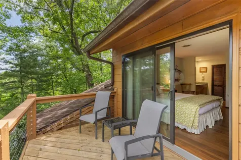 230 Jersey Trail Sapphire NC 28774