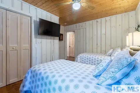 920 Sapphire Post Office Road Sapphire NC 28774