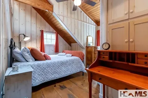 920 Sapphire Post Office Road Sapphire NC 28774