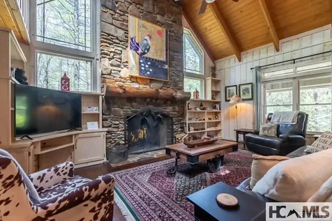 920 Sapphire Post Office Road Sapphire NC 28774