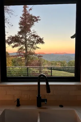 964 Bridgestone Drive Glenville NC 28736