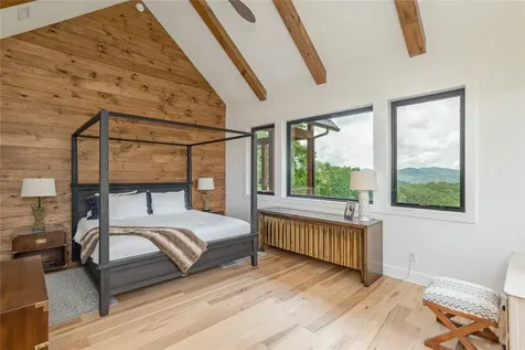 964 Bridgestone Drive Glenville NC 28736