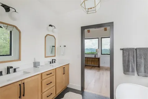 964 Bridgestone Drive Glenville NC 28736