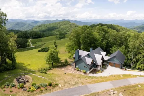 964 Bridgestone Drive Glenville NC 28736