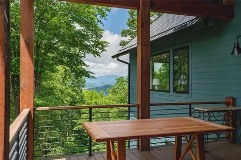 964 Bridgestone Drive Glenville NC 28736