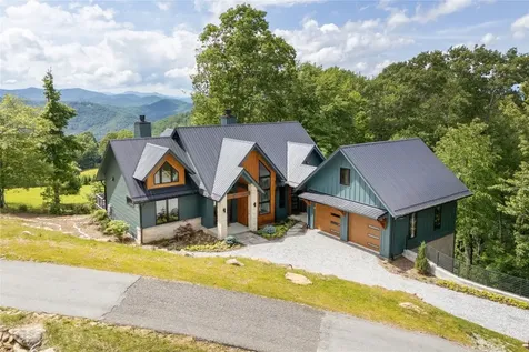 964 Bridgestone Drive Glenville NC 28736