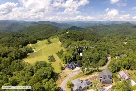 964 Bridgestone Drive Glenville NC 28736