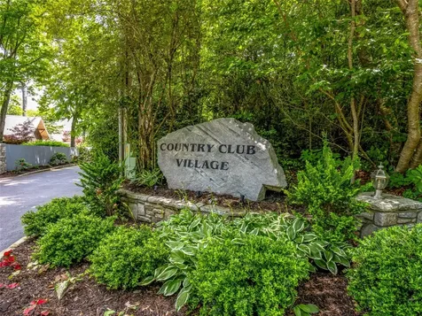 66 Country Club Village Lake Toxaway NC 28747