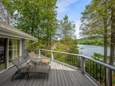 66 Country Club Village Lake Toxaway NC 28747