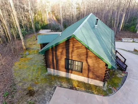 3214 Slick Fisher Road Lake Toxaway NC 28747