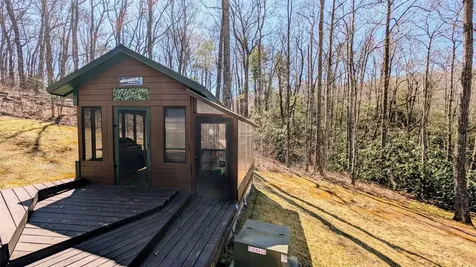 3214 Slick Fisher Road Lake Toxaway NC 28747