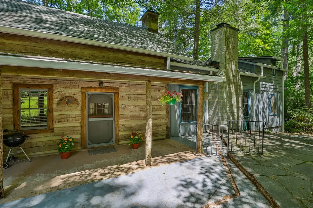 60 Cullasaja Drive Highlands NC 28741