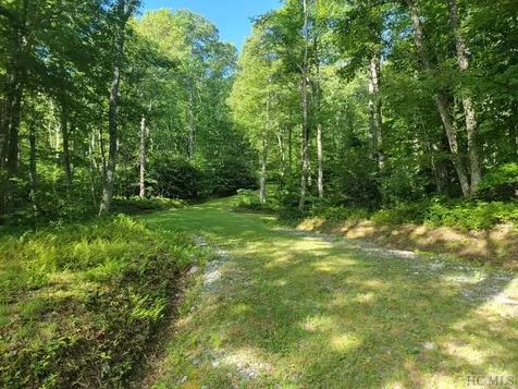 2572 Great Falls Drive Glenville NC 28717