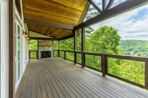 157 Wheatstone Drive Glenville NC 28736