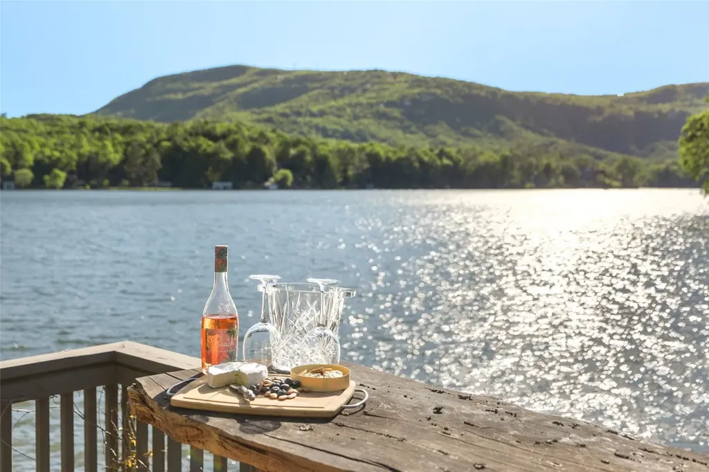 905 Cold Mountain Road Lake Toxaway NC 28747