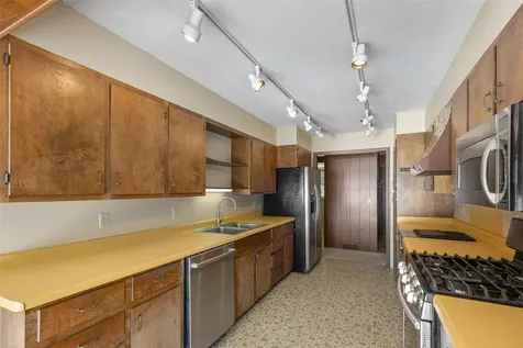 905 Cold Mountain Road Lake Toxaway NC 28747