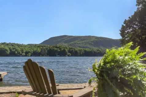 905 Cold Mountain Road Lake Toxaway NC 28747