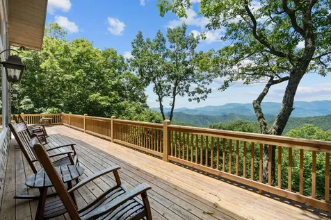 700 Silly Ridge Scaly Mountain NC 28775