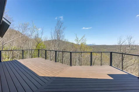 341 Mills Creek Point Lake Toxaway NC 28747