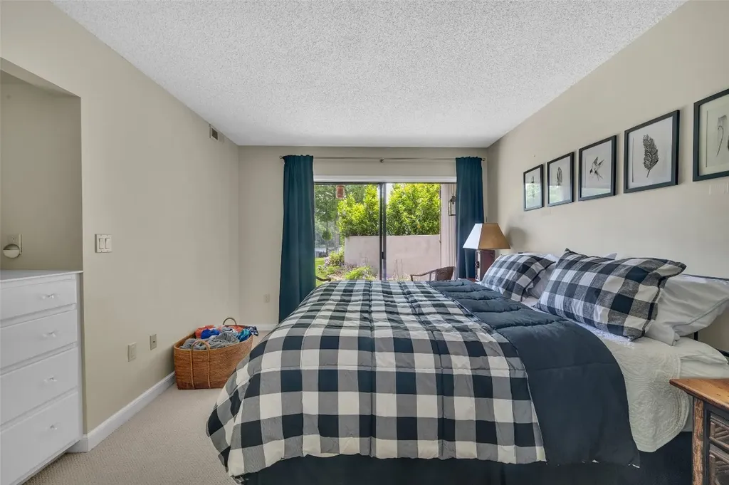 55 Toxaway Shores Lake Toxaway NC 28747