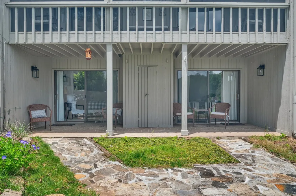 55 Toxaway Shores Lake Toxaway NC 28747