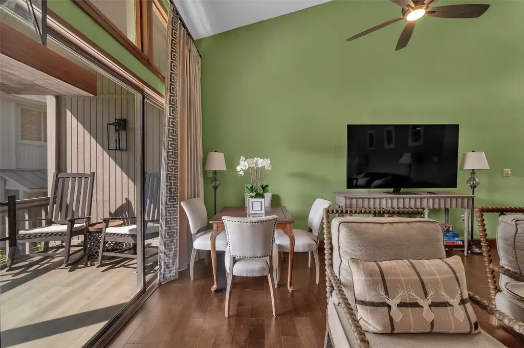 55 Toxaway Shores Lake Toxaway NC 28747