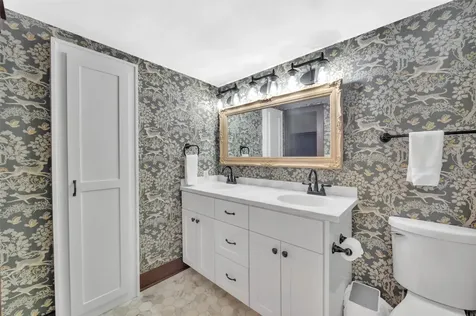 55 Toxaway Shores Lake Toxaway NC 28747