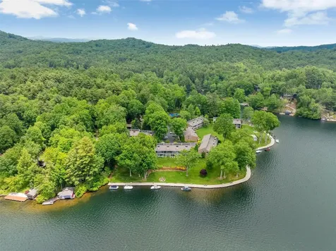 55 Toxaway Shores Lake Toxaway NC 28747