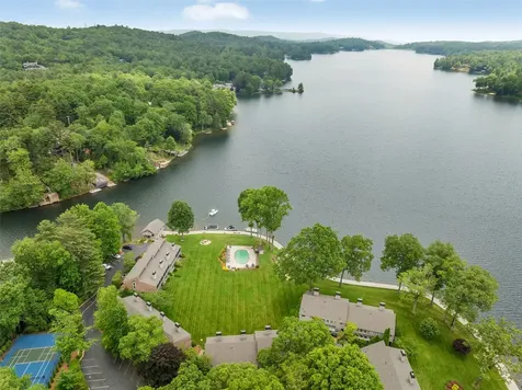 55 Toxaway Shores Lake Toxaway NC 28747