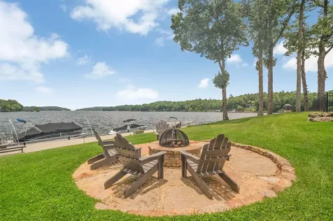 55 Toxaway Shores Lake Toxaway NC 28747