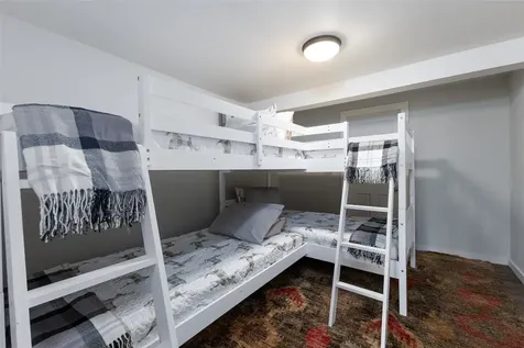 143 Old Transylvania Turnpike Sapphire NC 28774