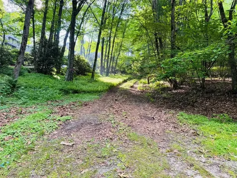 179a SE Hill Road Highlands NC 28741